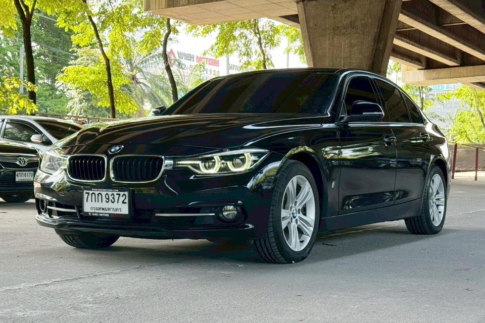 2018 BMW 330e AT พร้อมใช้งาน