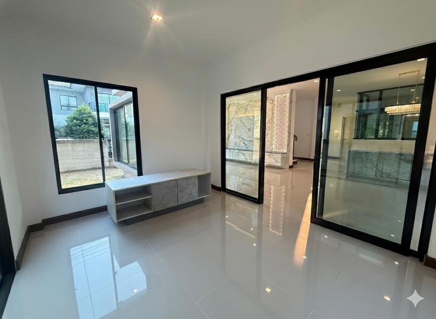 บ้านสุดหรู CASA GRAND สุขาภิบาล 5 บ้านใหม่ บ้านเดี่ยว 2 ชั้น บิ้วอินสไตล์โมเดิร์น 4 นอน 3 ห้องน้ำ 9.49 8