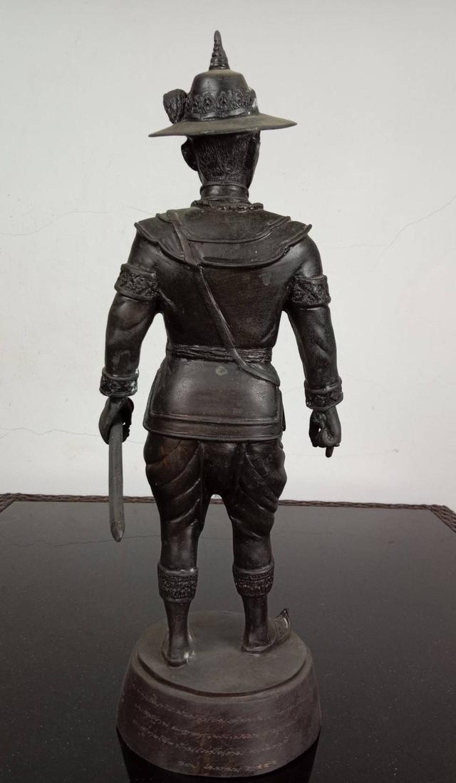 609.พระบรมรูปหล่อสมเด็จพระเจ้าตากสินมหาราช ทรงยืน 12