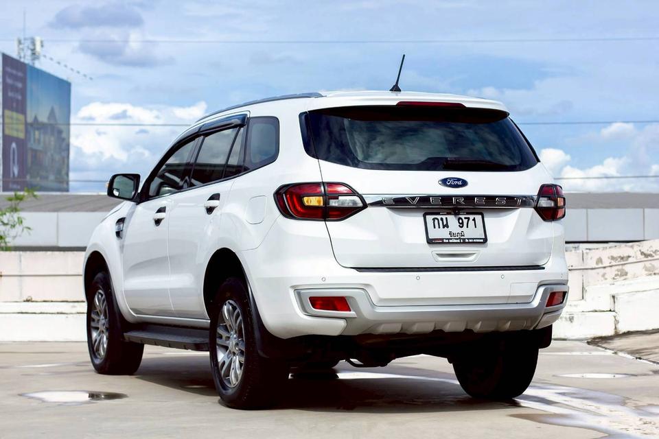 ขาย Ford Everest 2.2Titanium ปี17 7