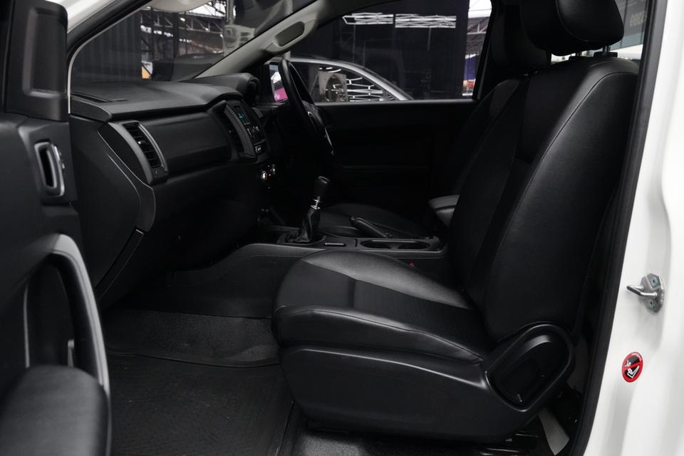 FORD RANGER Standard Cab 2.2 XL MT ปี 2021 สี ขาว 15