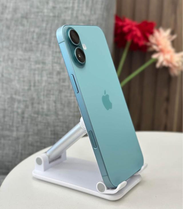 iPhone 16 plus สี Teal  4