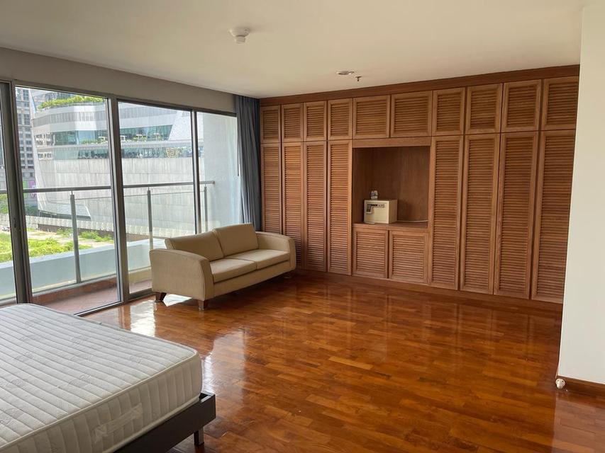 New house Condo for rent next door to Central Chitlom 3 mins to bts 170sqm(Duplex) 2br 2br 63000 thb 9