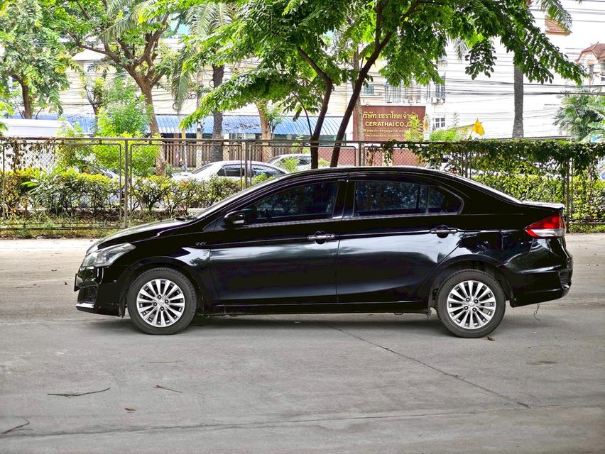ขายรถ Suzuki Ciaz 1.25GLX ปี 2017 สีดำ เกียร์ออโต้ 7