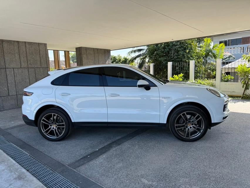 Porsche CAYENNE COUPE