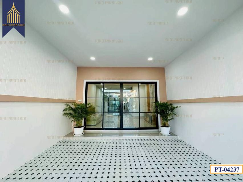 ทาวน์เฮ้าส์นันทิชา 4 พร้อมอยู่ราคาย่อมเยาว์ 3