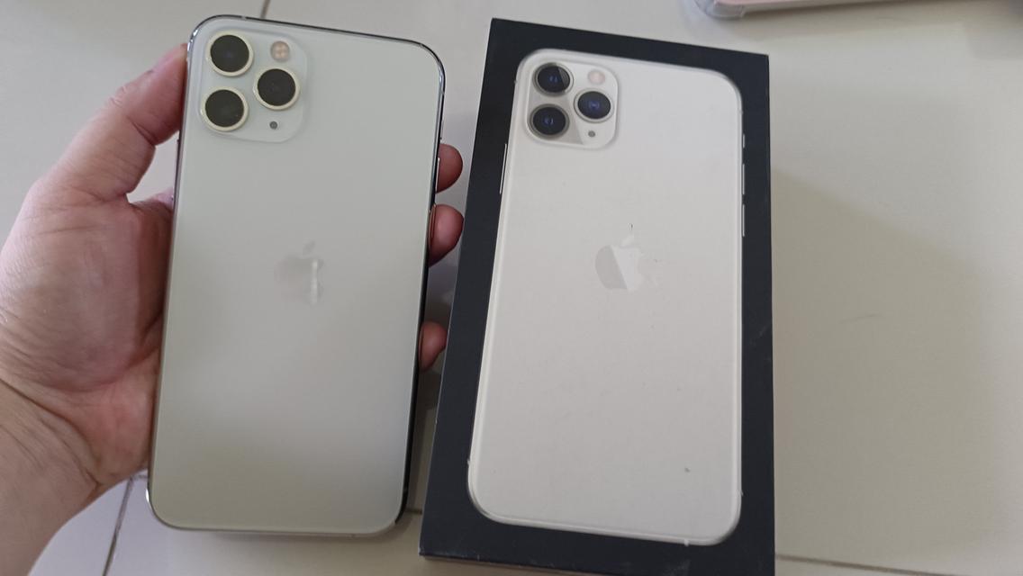 Iphone11proสีขาว256g เครื่องใหม่มากไม่ร่วงเจ้าของขายเอง โทร0963251552