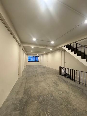 รหัสC6922 ให้เช่าอาคารพาณิชย์ 4 ชั้นครึ่ง ติดถนนสุขุมวิท คนพลุกพล่านทั้งวัน ทำเลดีติดรถไฟฟ้า BTS ปุณณวิถี 6