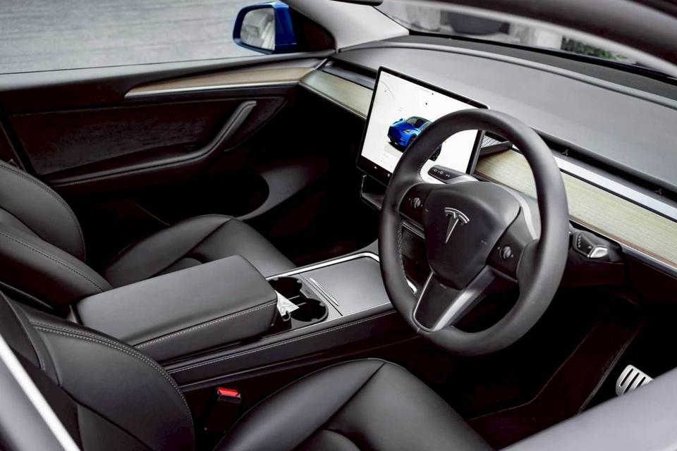 รหัสรถ PR41 Tesla Model Y Performance ปี 2023 11