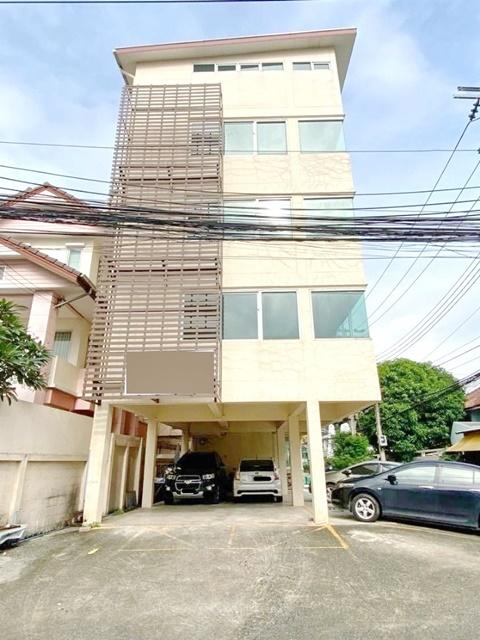 ซ. รัชดา25-33 100 ม. เซ็นทรัลลาดพร้าว 2 กม.ให้เช่าสำนักงาน อาคารพาณิชย์ 5ชั้น Union Mall 2 กม. 375 ตร.ม. MRTพหลโยธิน24 2 8