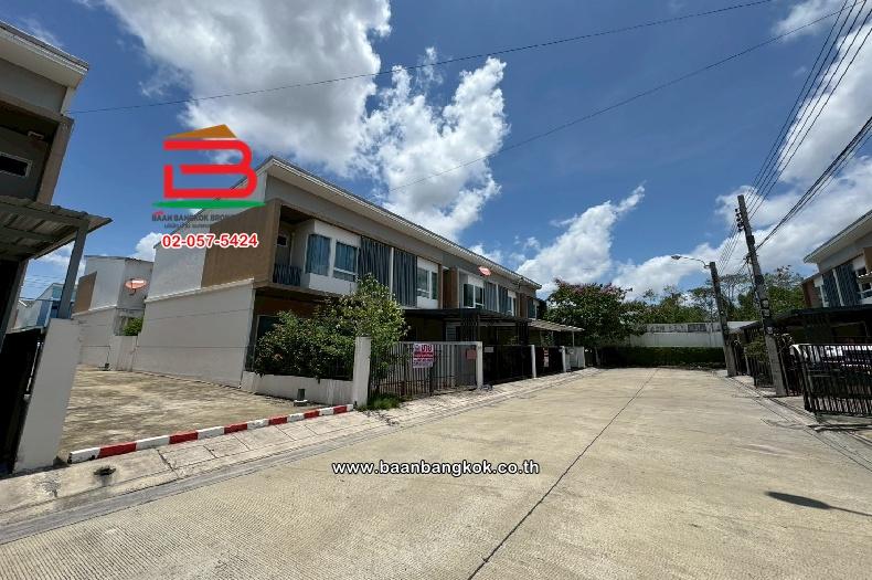 ทาวน์เฮาส์ หมู่บ้าน อินดี้ ศรีนครินทร์ เนื้อที่ 18.5 ตารางวา ซอยศรีด่าน 22 ตำบลบางแก้ว อำเภอบางพลี จังหวัดสมุทรปราการ 3
