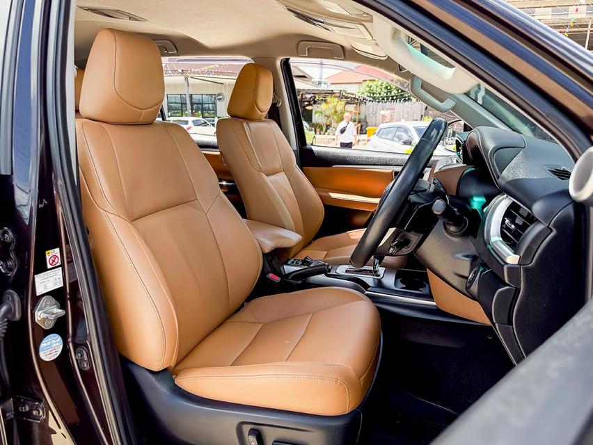 🚗 TOYOTA FORTUNER 2.8 V  ขับ4 เกียร์ออโต้ ปี 2016  ฟรีเงินดาวน์ รูปที่ 12