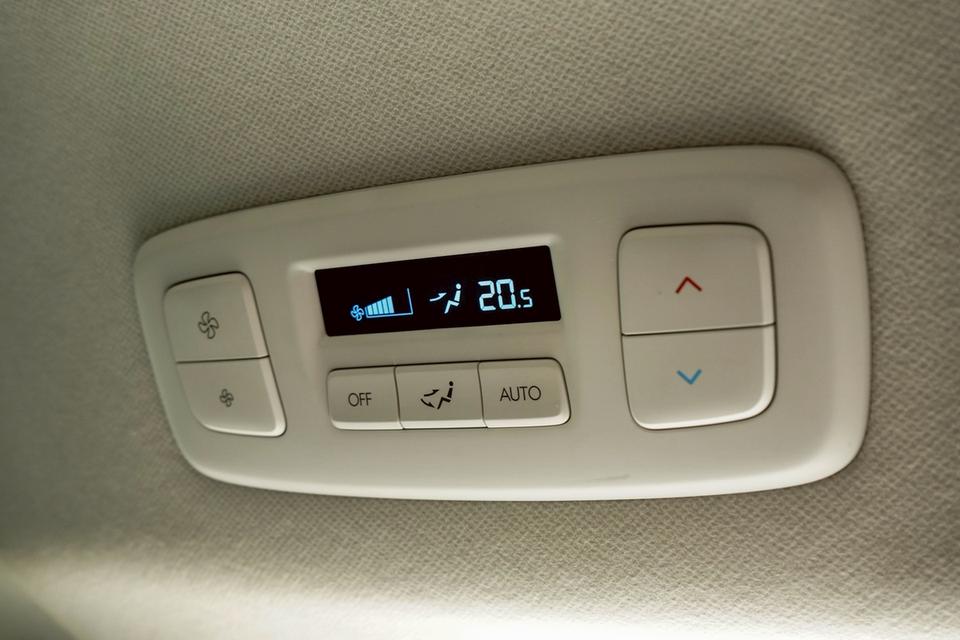 รหัสรถ CBL9988 HYUNDAI Staria 2.2 SEL AT 2021 รูปที่ 13