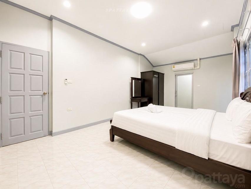 3-Bedroom Pool Villa for Rent in View Point JomtienSingle-storey detached house with private pool and spacious parking. Located in View Point Jomtien 10