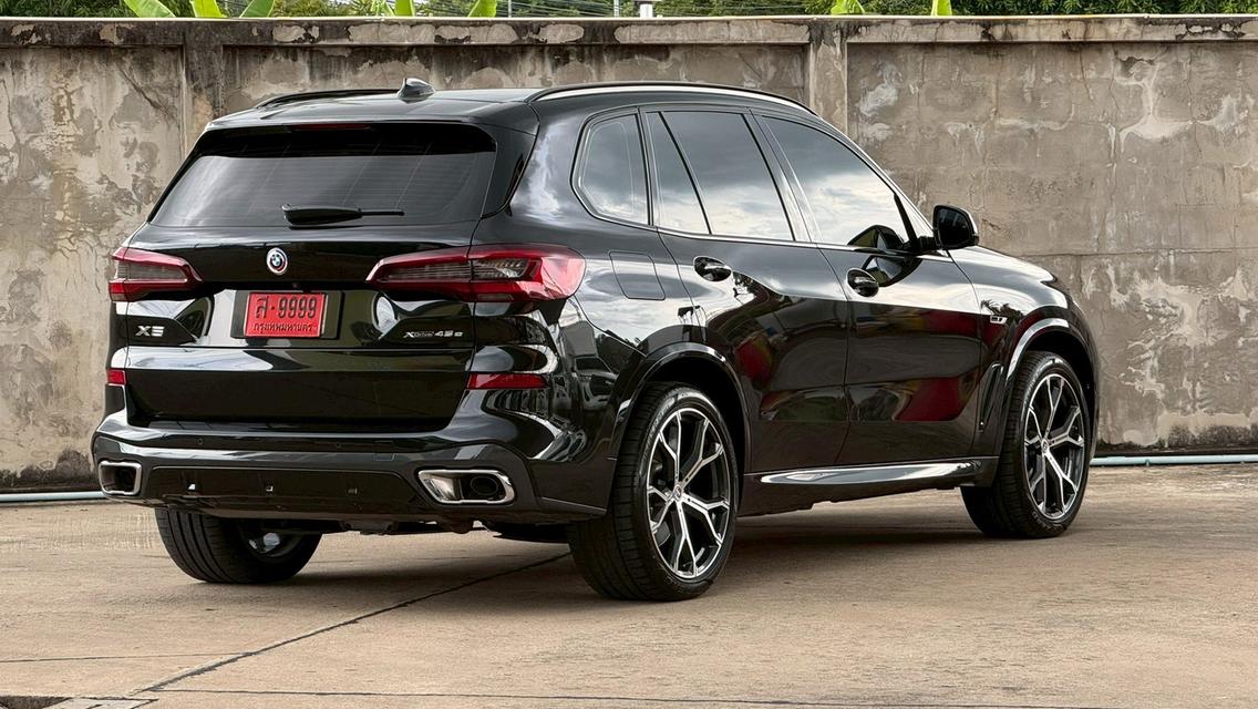 รหัสรถ PBG9999 BMW X5 xDrive45e M Sport  รถออกสิ้นปี 2022 5