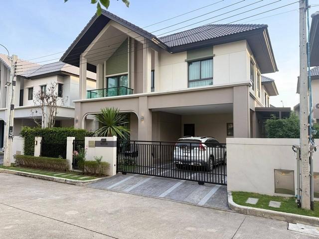 ให้เช่าบ้านเดี่ยว 3 ห้องนอน 3 ห้องน้ำ บิ้วอินแล้วทั้งหลัง บางกอกบลูเลอร์วาด ศรีนครินทร์-บางนา 1