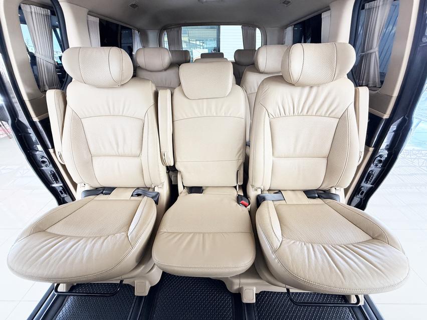 Hyundai H-1 2.5 Deluxe (ปี 2017) Wagon AT 11