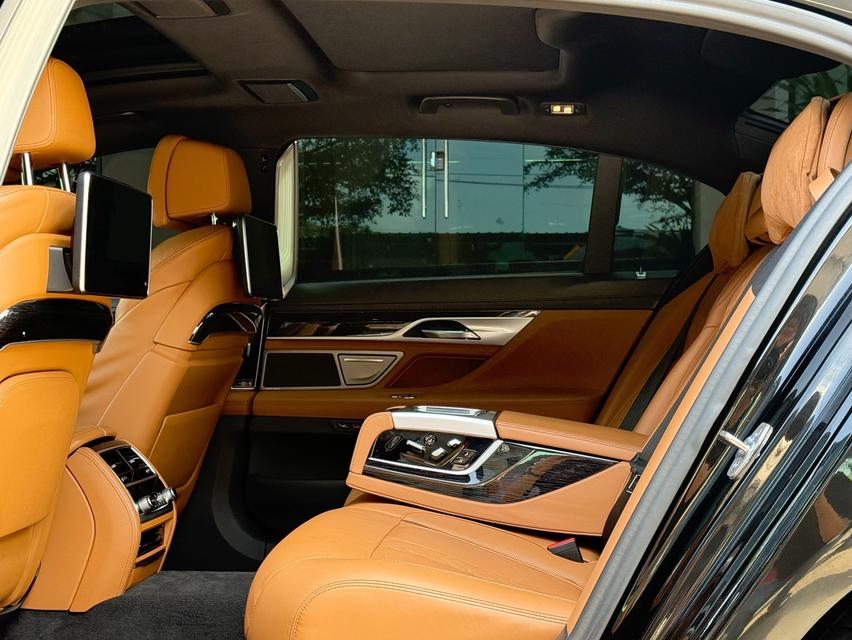 2021 BMW 730LD MSPORT LCI รถมือเดียวออกป้ายแดง รถวิ่งน้อย เข้าศูนย์ทุกระยะ รถไม่เคยมีอุบัติเหตุครับ รูปที่ 13