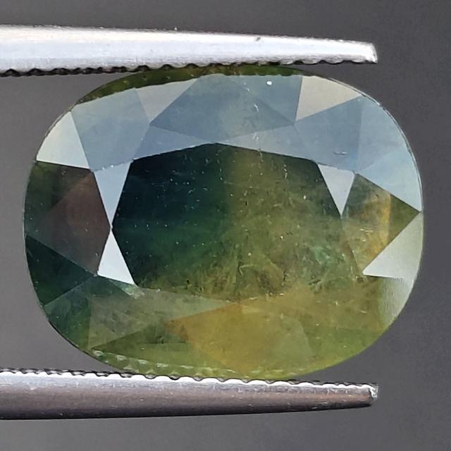 💎 พลอย เขียวส่อง  เผาBE 💎 น้ำหนัก 8.65 กะรัต