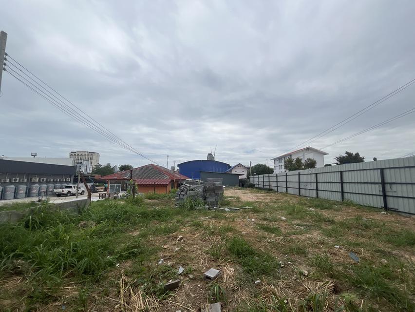 ที่ดินเปล่า