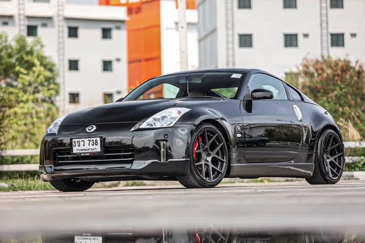 รีบขาย NISSAN 350 Z 2