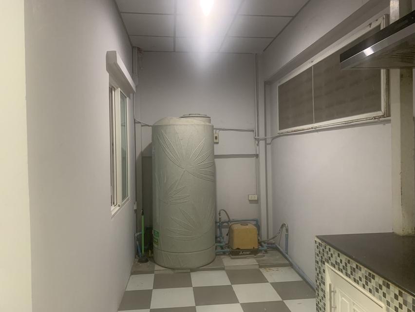 🚨 ขายด่วนมาก! ทาวน์โฮม 3 ชั้น The Exclusive พัฒนาการ 44 | 4 นอน 4 น้ำ จอด 2 คัน เพียง 5.75 ล้าน 5