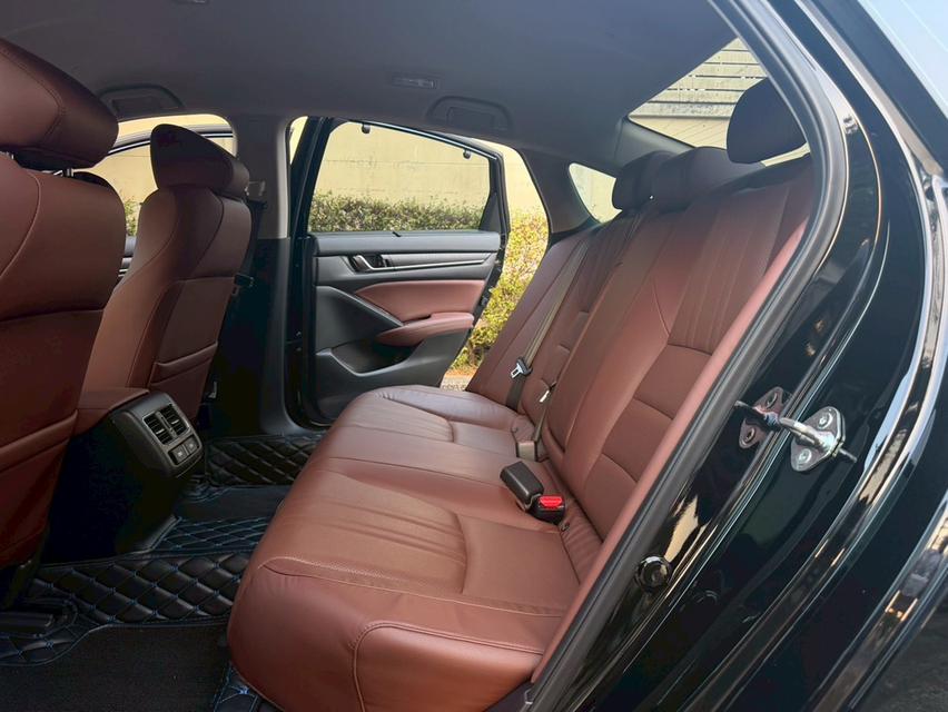 Honda Accord 1.5 Turbo EL ปี 2022Mileage 37,000 Km. รูปที่ 11