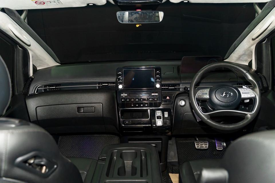 HYUNDAI STARIA PREMIUM 2022 ที่สุดแห่งรถ MVP ตัวท็อปสุด SUNROOF วิ่งเพียง 96,xxx KM. ประวัติเซอร์วิสศูนย์ทุกระยะการใช้งาน 9