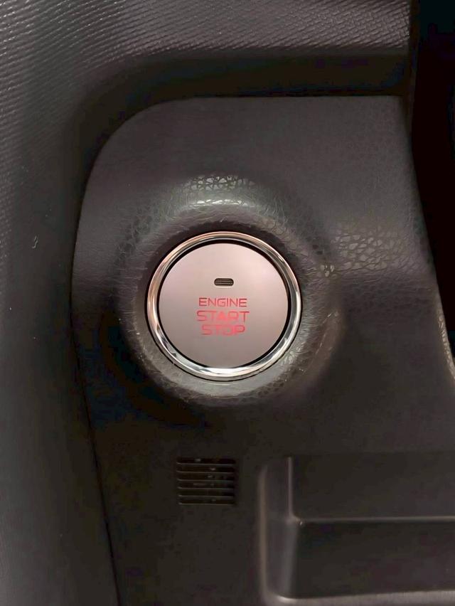 Isuzu D-Max 1.9 Hi-Lander ZP A/T ปี2016 14