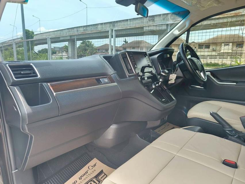 รหัสรถ PAT4907 Toyota Majesty 2.8 Grande ปี 2020 สีดำ 9