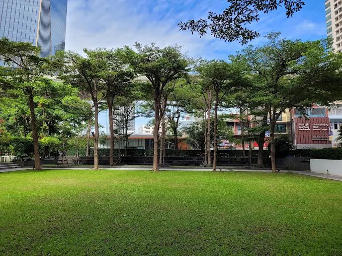 rent condo studio at Phaythai Rattewi ให้เช่าคอนโดหรู ห้องสตูดิโอ ราชเทวี 19