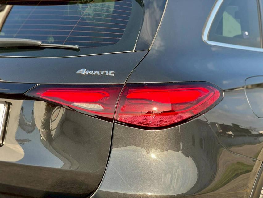 Mercedes-Benz GLC220d 4MATIC Avantgarde (W254) ปี 2023 จด 2024 7