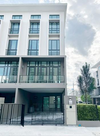 ให้เช่าทาวน์โฮม 4 ชั้น 31 ตร.ว. โครงการพาทิโอ รัชโยธิน พหลโยธิน 32 ใกล้เมเจอร์รัชโยธิน 1