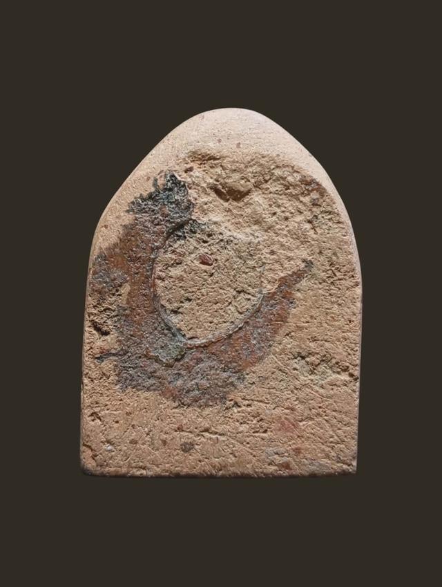 พระเนื้อดินหน้าขอมเก่า ชอบทักได้ครับ 2