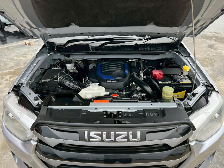 ปี 2023 ISUZU D-MAX  รถมือเดียว คู่มือบุ๊คเซอร์วิสครบ รูปที่ 18