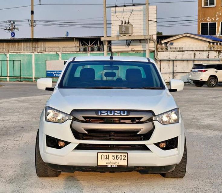 Isuzu d-max cab4 ปี 2020