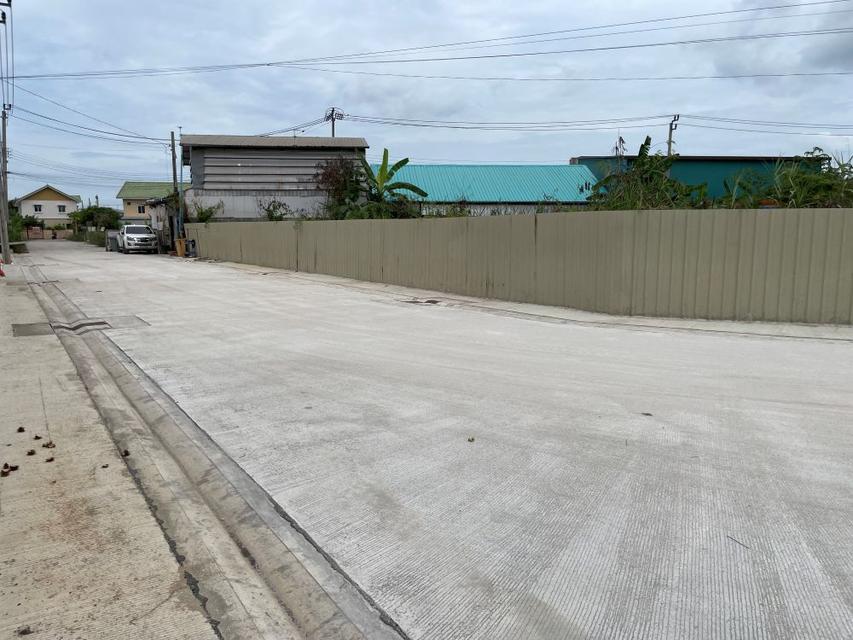 ขายที่ดินถมแล้ว แปลงสวย ขนาด 608 ตรว. ติดถนน 2 ด้าน บางกะดี่ 19 แยก 8 และ เทียนทะเล 20 แยก 14 ใกล้ถนนวงแหวนกาญจนาภิเษก 8