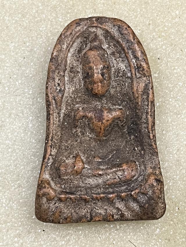 พระเครื่องราคาแบ่งปัน