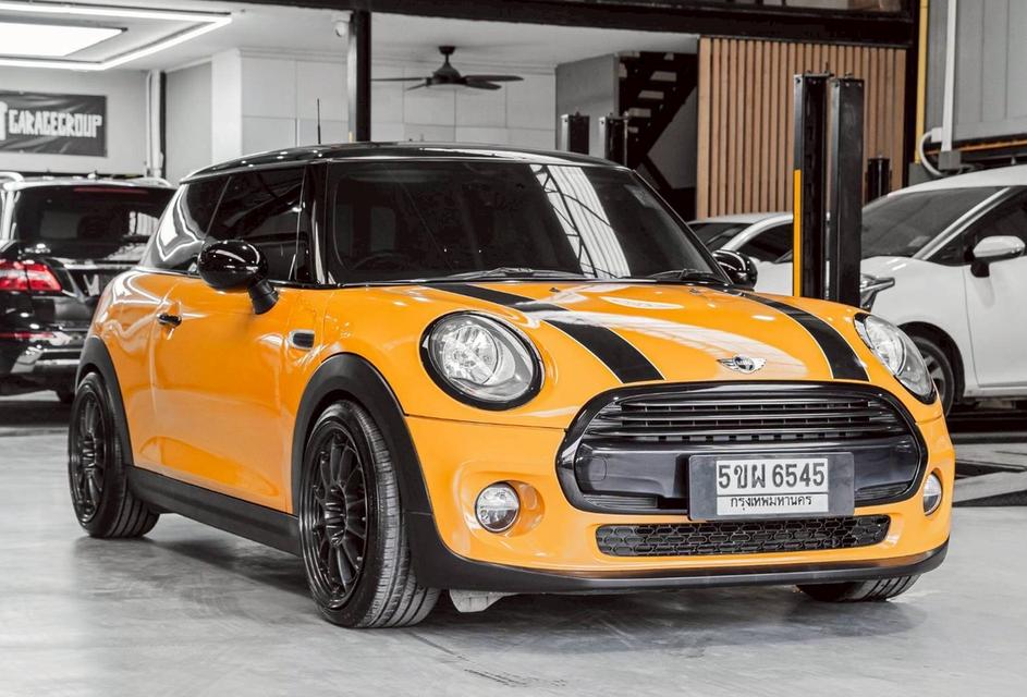 รหัสรถ 67GG6545 Mini Cooper F56 รถศูนย์ Mini ปี 2016