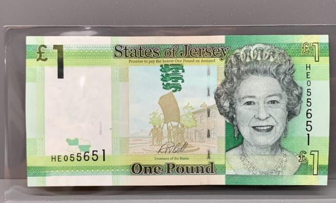 ธนบัตรรุ่นเก่าของประเทศอังกฤษ ชนิดOne Pound ปี2010