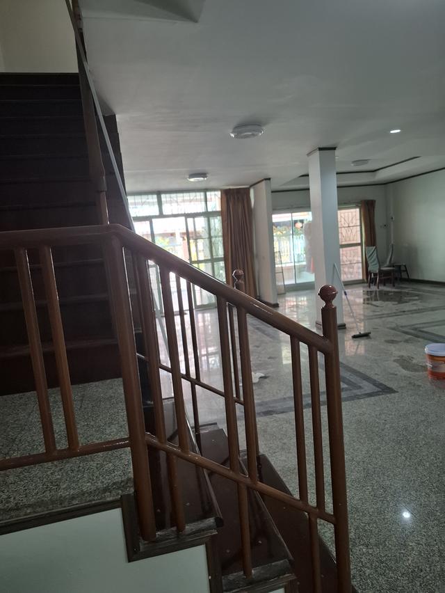 ขายทาวน์เฮ้าส์ 3 ชั้น 2 หลังทะลุกันหมู่บ้านสินทวีสวนธน 1 20