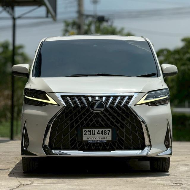 Lexus LM300h 2.5 Hybrid 4WD 2022 สีขาว