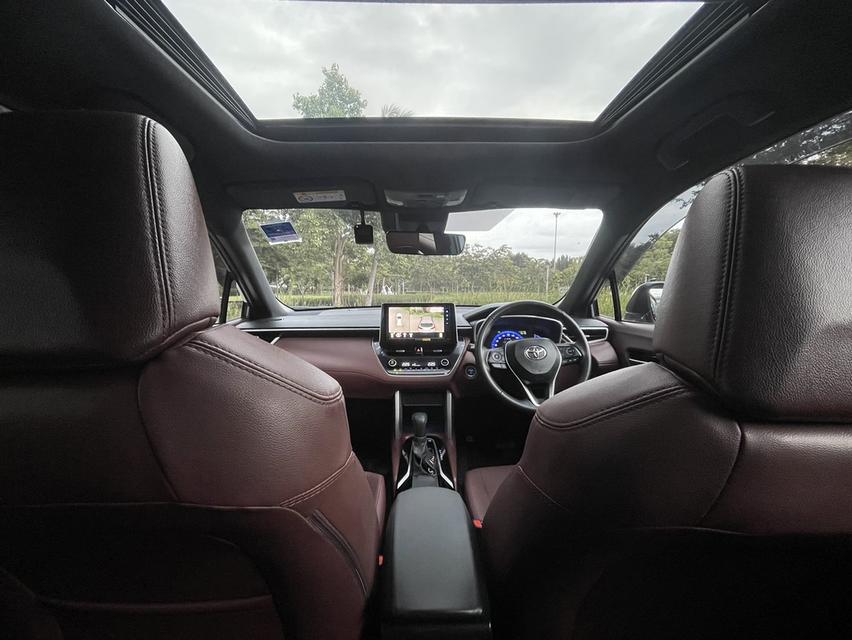 TOYOTA CROSS 1.8 HYBRID PREMIUM Safety Sunroof 2023 13