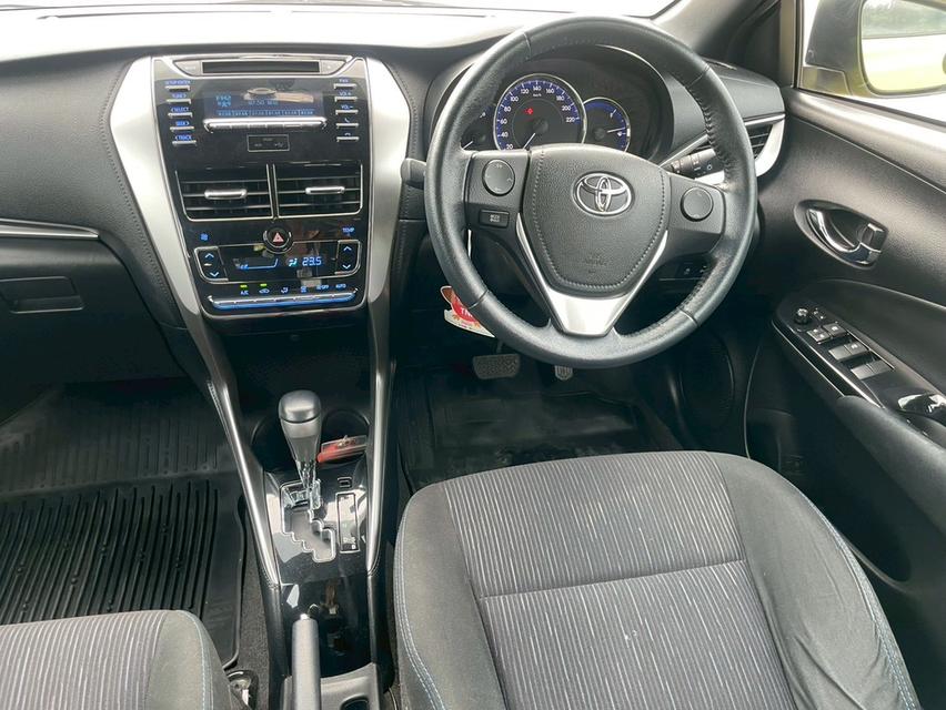 TOYOTA  YARIS  1.2 G TOP Y 17  HACTHBACK สีเขียว 14