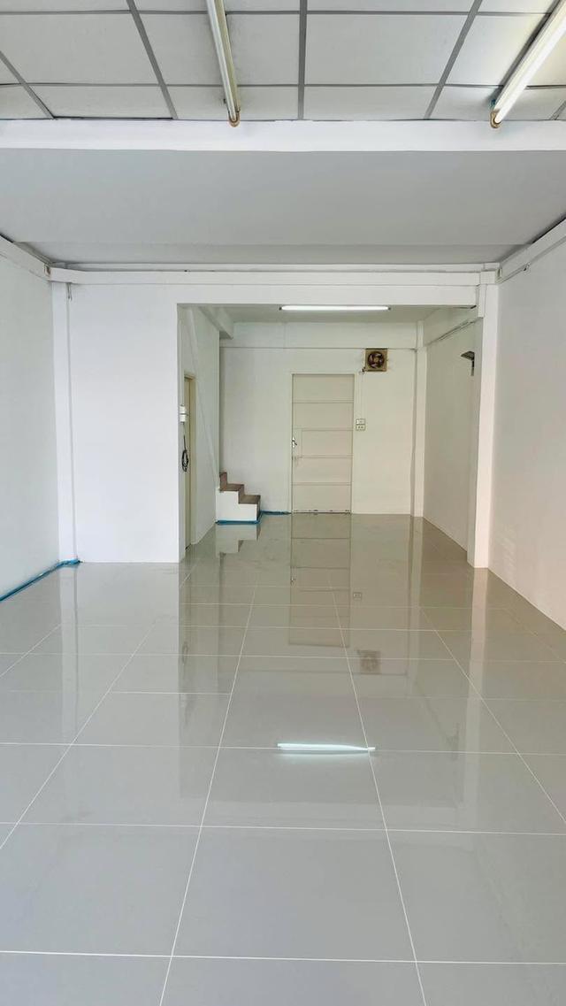 ขายอาคารพาณิชย์สุขุมวิท 105 (ลาซาล 28) 2