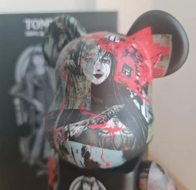 ส่งต่อ Bearbrick x Junji Ito มือสอง 3