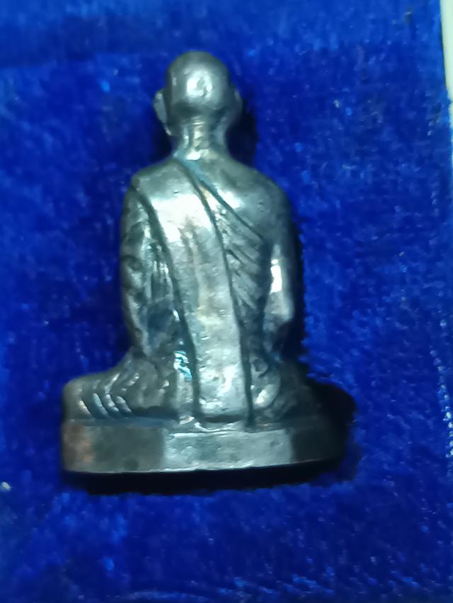 หวงพ่อเดิม รุ่นเสาร์ห้า 3