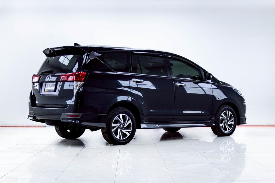 ✨ TOYOTA INNOVA 2.8 CRYSTA AT ปี 2022 ตัวท็อป Crysta รูปย่อยที่ 4