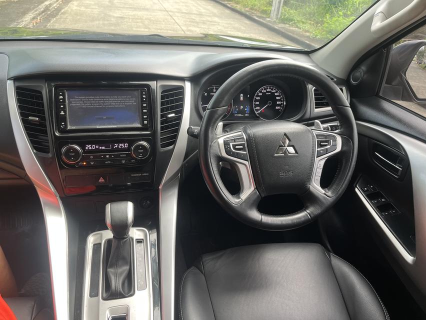 Mitsubishi pajero  9