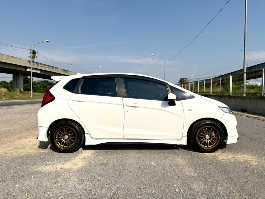 Honda Jazz GK 1.5v ปี 2015 รูปที่ 7